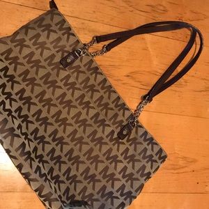 Michael Kors chain tote bag